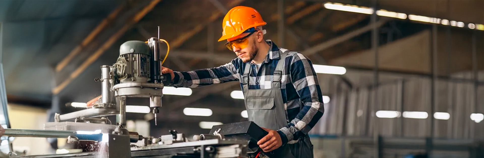 Apreciação de risco e bloqueio LOTO: o ciclo da segurança do trabalho segundo a NR-12