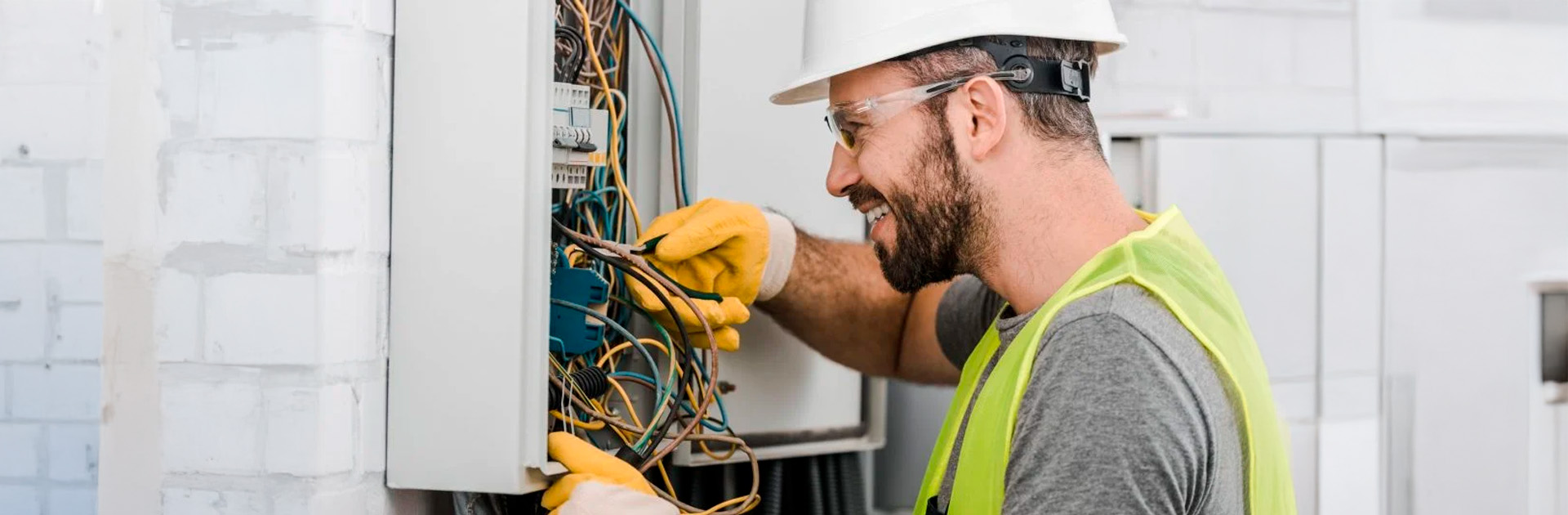 Importância do engenheiro eletricista especialista em bloqueio LOTO